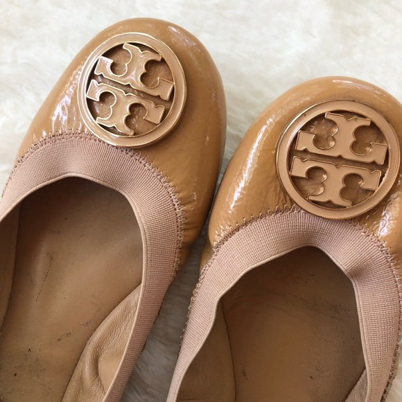 TORY BURCH • Caroline Nude Patent Leather Ballet Flats Stretch Size 5.5 - Picture 4 of 16